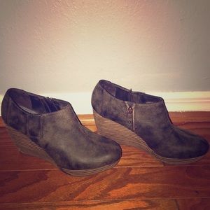 Dr. Scholls ankle boots- Size 9